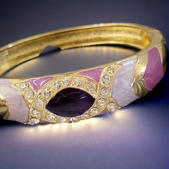 Vintage Bracelet 1980s Gold Tone Hinge with Rhinestones and Purple Enamel - Picture 4 of 10
